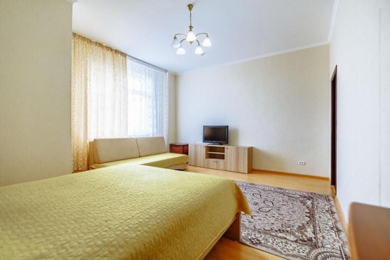 Аренда посуточно квартиру в районе ( Шанырак-5 шағын ауданында): 1 комнатная квартира посуточно на Достык 162к8 - Ньютона - снять квартиру на Nedvizhimostpro.kz