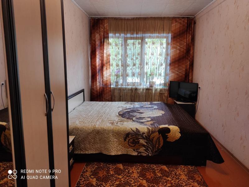 Продам квартиру в районе (Вокзал): 3 комнатная квартира на Геринга 4 - купить квартиру на Nedvizhimostpro.kz