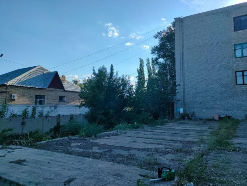 Продам земельный участок в районе (Химгородок): Цокольное помещение на Ломова, 181 - купить земельный участок на Nedvizhimostpro.kz