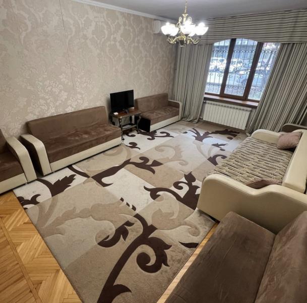 Аренда посуточно квартиру в районе (ул. Ушкопир): 2 комнатная квартира посуточно на Туркестан 32 - снять квартиру на Nedvizhimostpro.kz