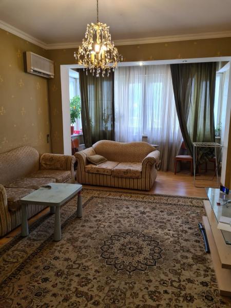Продажа квартиру в районе (ул. Жансугирулы): 3 комнатная квартира на Достык, 10 - купить квартиру на Nedvizhimostpro.kz