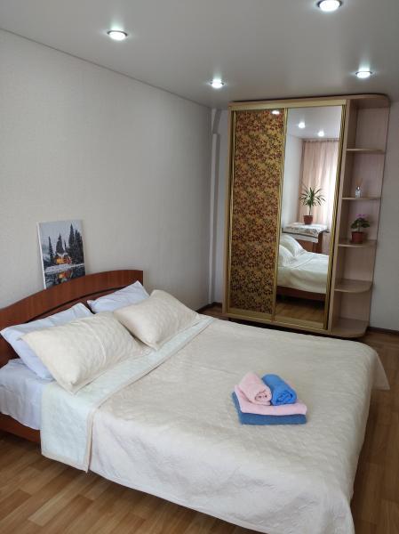 Аренда посуточно квартиру в районе (пл. Республики): 2 комнатная квартира посуточно на С. Нурмагамбетова - снять квартиру на Nedvizhimostpro.kz