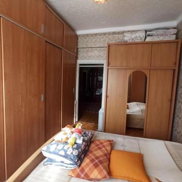 Продам квартиру в районе (86 квартал): 3 комнатная квартира на Строителей (1300) - купить квартиру на Nedvizhimostpro.kz
