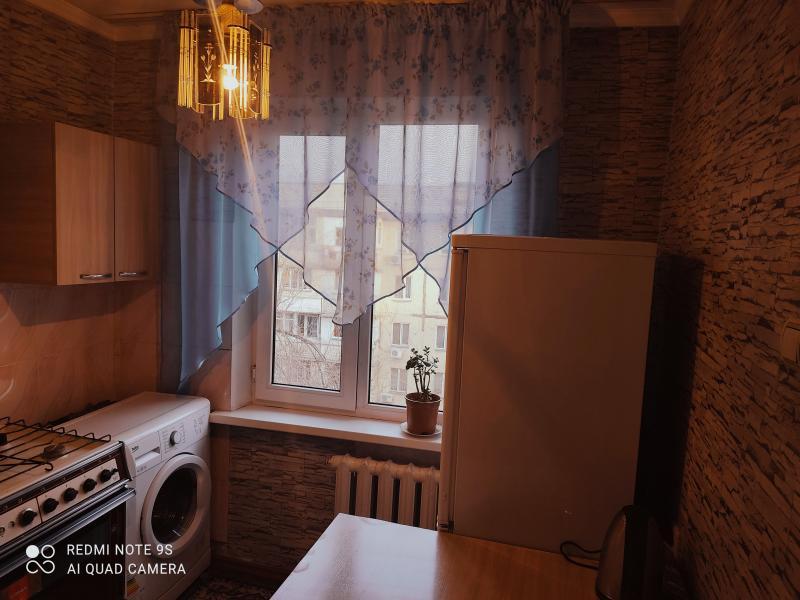Аренда посуточно квартиру в районе ( Туркестан шағын ауданында): 1 комнатная квартира посуточно в Айнабулак-3 - снять квартиру на Nedvizhimostpro.kz