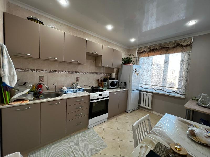 Продам: 3 комнатная квартира на пр. Шахтеров 1 - купить квартиру на Nedvizhimostpro.kz