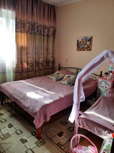Продам квартиру в районе (Гор. больница): 4 комнатная квартира на Аппасова 30  - купить квартиру на Nedvizhimostpro.kz